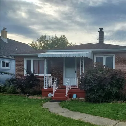 Rent this 3 bed house on 116 Springville Avenue in Grover Cleveland Terrace, Buffalo