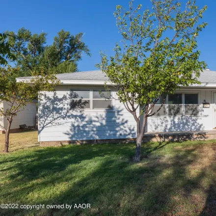 Buy this 3 bed house on 2129 North Williston Street in Pampa, TX 79065
