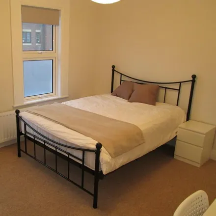 Rent this 1 bed room on 16 Franklin Street in Reading, RG1 7YA