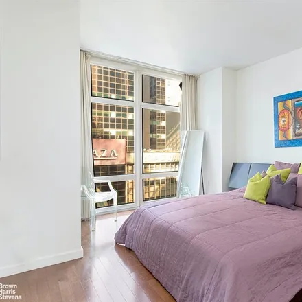 Image 5 - 1600 BROADWAY 10C in New York - Apartment for sale