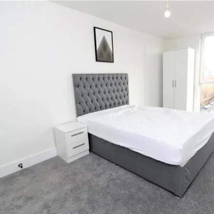 Image 4 - Adelphi Wharf 3, 7 Adelphi Street, Salford, M3 6GH, United Kingdom - Apartment for rent