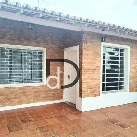 Rent this 2 bed house on Rua Monteiro de Barros in Centro, Vinhedo - SP
