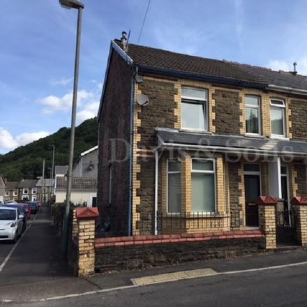 Rent this 3 bed house on John Street in Cwmcarn, NP11 7LZ