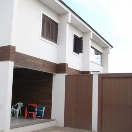 Buy this 5 bed house on Rua Dona Castorina Lima da Silveira in Estância Velha, Canoas - RS