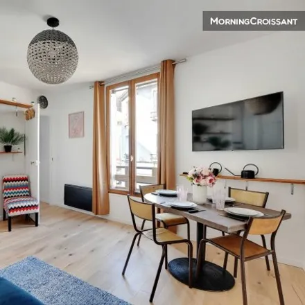 Rent this 1 bed apartment on Montreuil in Bobillot, FR