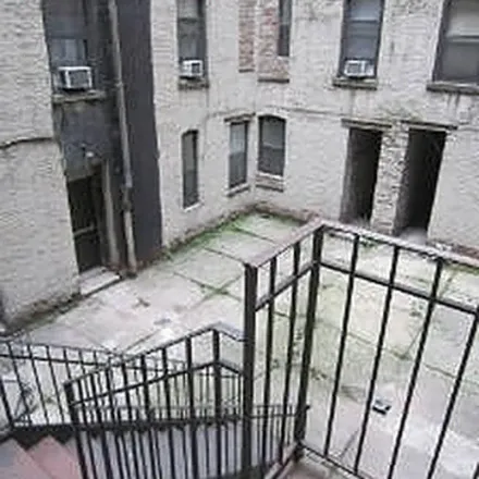 Image 4 - 340 East 18th Street, New York, NY 10003, USA - Apartment for rent