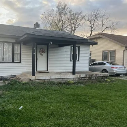 Buy this 3 bed house on 910 Woodrow Avenue in Lynhurst, Indianapolis
