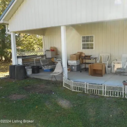 Image 8 - 270 Washington Street, Taylorsville, KY 40071, USA - House for sale