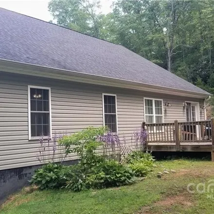 Image 6 - 499 State Road 1155, Swain County, NC 28713, USA - House for sale