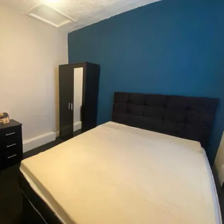 Image 4 - Cambria Street South, Liverpool, L6 6AP, United Kingdom - Room for rent