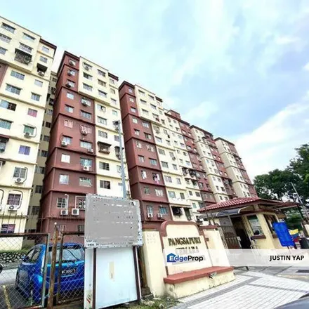 Rent this 1 bed apartment on B in Jalan Sri Permaisuri 6, Bandar Sri Permaisuri