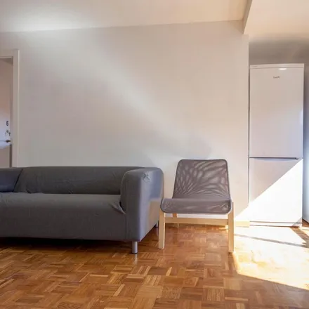 Rent this 1studio apartment on Oficina de Correos in Carrer del Poeta Mas i Ros, 20