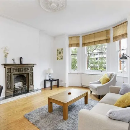 Rent this 2 bed apartment on Albert Mansions in Luxborough Street, London