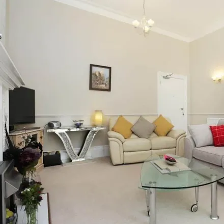 Image 7 - Bournemouth, Christchurch and Poole, BH2 5LB, United Kingdom - Apartment for rent