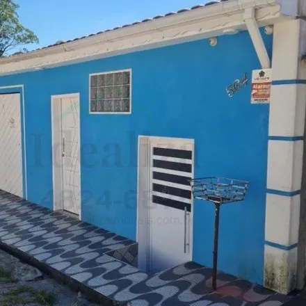 Buy this 3 bed house on Rua Boa Vista in Centro Alto, Ribeirão Pires - SP
