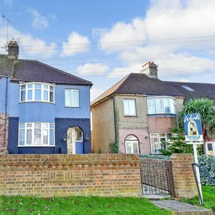 Buy this 3 bed house on Rochester Road in Gravesend, DA12 2HU