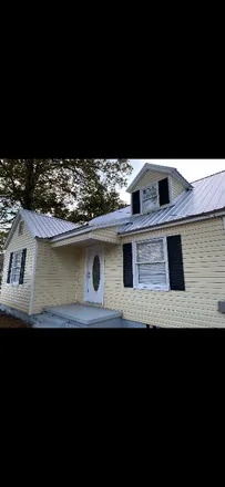 Rent this 4 bed house on 315 S 15th St