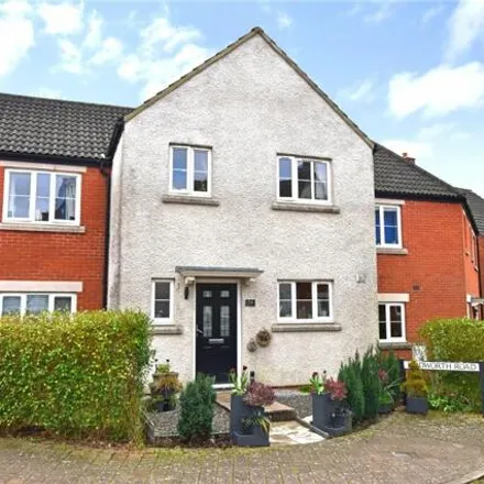Buy this 3 bed townhouse on 54 Spitalcroft Road in Devizes, SN10 3FJ