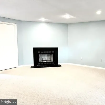 Image 7 - 13911 Gunners Place, Centreville, VA 20121, USA - Townhouse for rent
