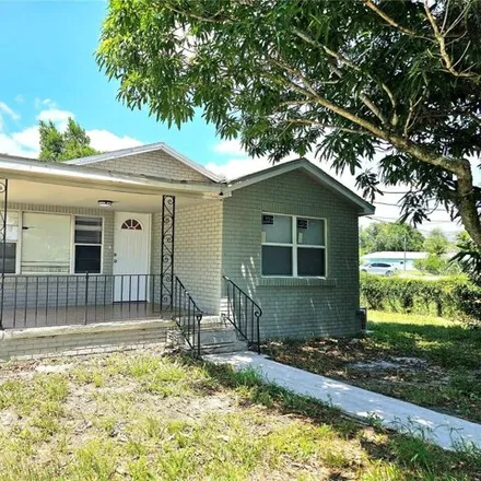 Buy this 3 bed house on 423 Harding Avenue in Lake Wales, FL 33853