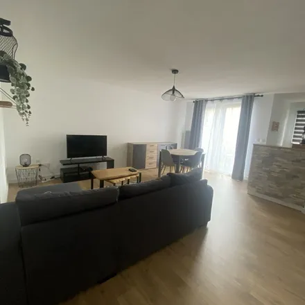 Rent this 2 bed apartment on Les Cabanes in 31750 Escalquens, France