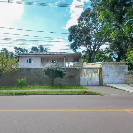 Buy this 8 bed house on Centro de Treinamento Clube Atlético Paranaense in Rua Mandaguaçu, Sítio Cercado