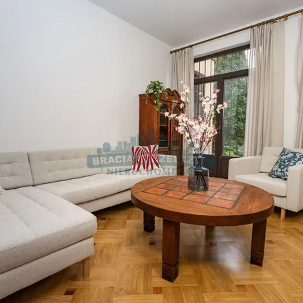 Rent this 6 bed apartment on Wrzosowisko 8 in 02-776 Warsaw, Poland