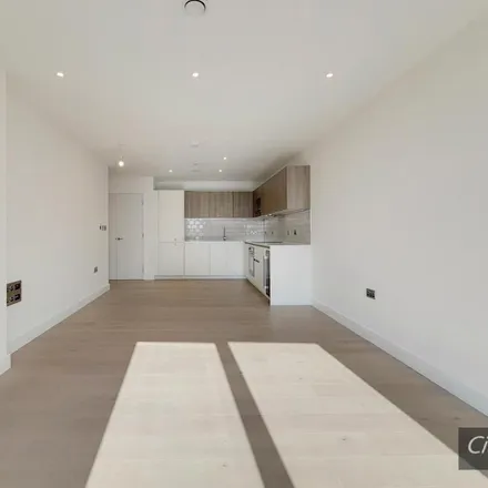 Image 4 - Singer Mews, Clapham Road, Stockwell Park, London, SW9 9AJ, United Kingdom - Apartment for rent