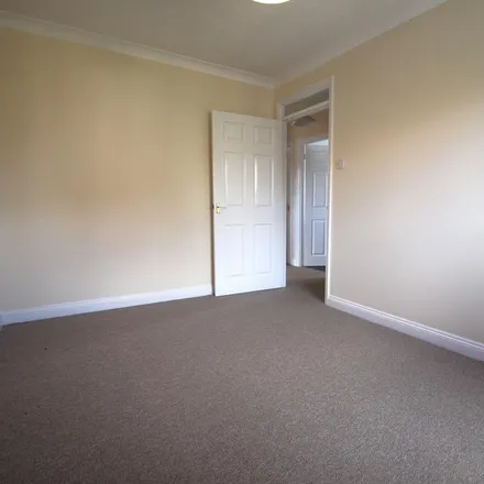 Image 7 - Aynsley Gardens, Harlow, CM17 9PD, United Kingdom - Apartment for rent
