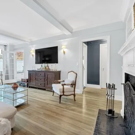 Image 4 - 205 East 78th Street, New York, NY 10075, USA - Apartment for sale