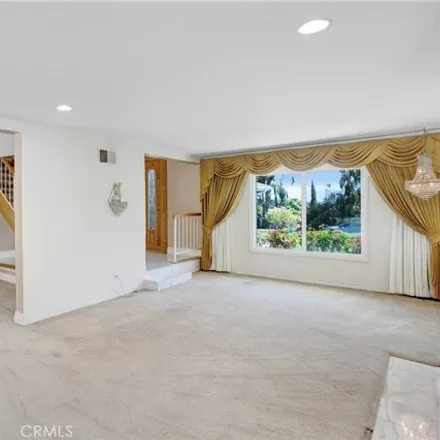 Image 9 - 6564 Valley Circle Terrace, Los Angeles, CA 91307, USA - House for sale