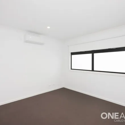 Rent this 3 bed townhouse on 7 James Street in St Albans VIC 3021, Australia