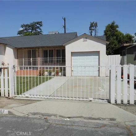 Image 2 - 1307 Roxbury Dr, San Bernardino, California, 92404 - House for sale