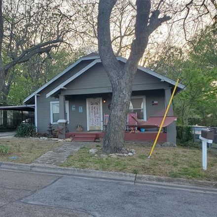Rent this 3 bed house on 207 North Waco Street in Weatherford, TX 76086