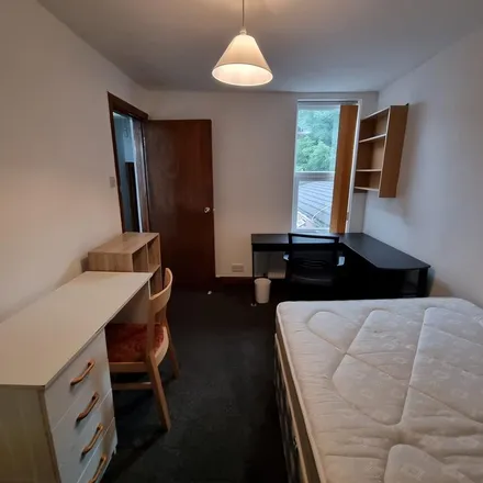 Image 8 - 70 Alton Road, Selly Oak, B29 7DX, United Kingdom - Room for rent