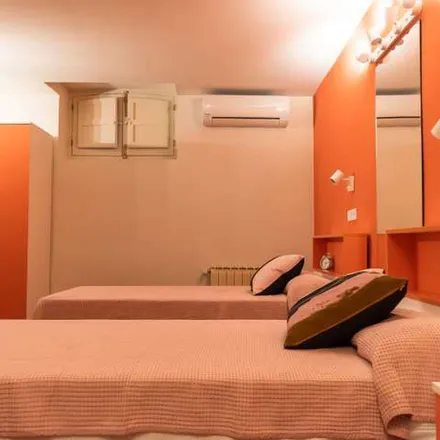 Image 2 - Duquesa Bed & Breakfast, Calle Duquesa, 10, 18001 Granada, Spain - Apartment for rent