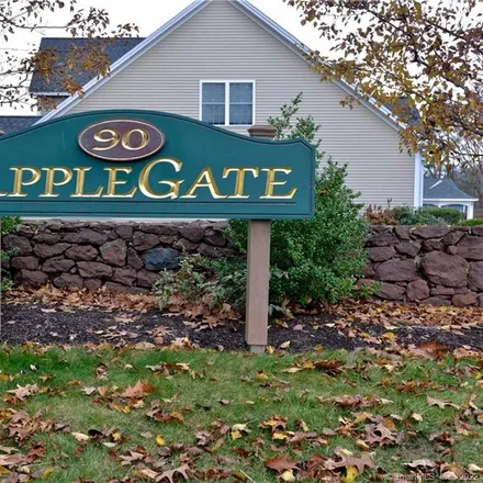 Image 2 - 90 Applegate, North End, Southington, CT 06489, USA - Condo for sale