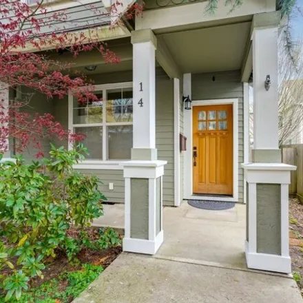 Buy this 3 bed condo on 14 Northeast Stanton Street in Portland, OR 97227