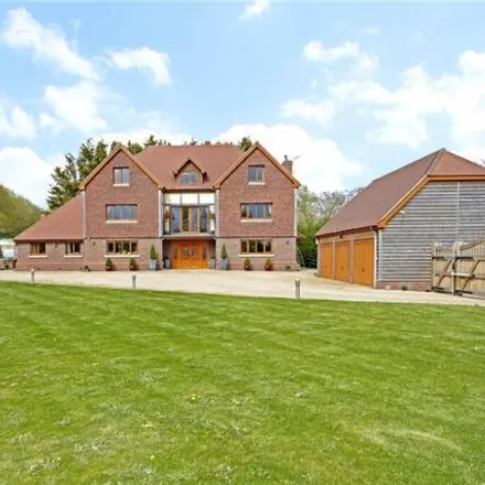 Rent this 8 bed house on 10 Perryhill Cottages in Wealden, TN7 4JP