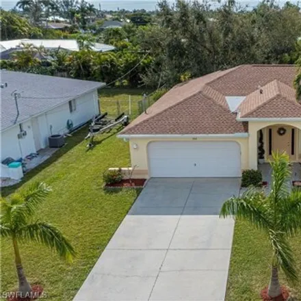 Image 2 - 188 Southeast 28th Terrace, Cape Coral, FL 33904, USA - House for sale