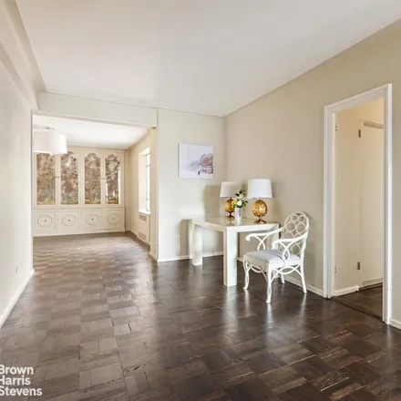 Image 3 - 880 FIFTH AVENUE 19B in New York - Apartment for sale