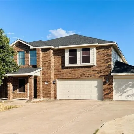 Buy this 6 bed house on 299 Vivian Drive in Waxahachie, TX 75165