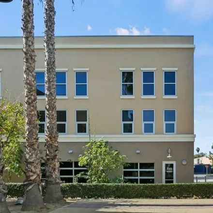 Image 2 - Santiago-Civic Center, Santiago Street, Santa Ana, CA 92701, USA - Condo for sale