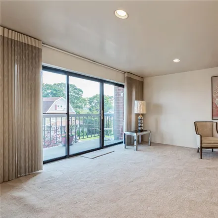 Image 9 - 99 South Park Avenue, Village of Rockville Centre, NY 11570, USA - Condo for sale