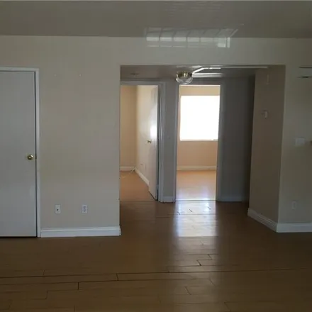 Image 5 - 5165 Glendale Ave Apt D, Las Vegas, Nevada, 89156 - Apartment for rent