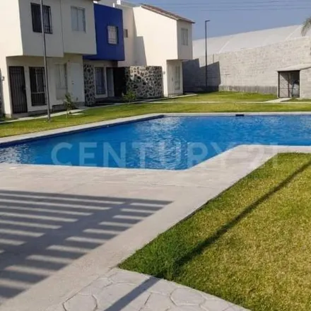 Image 1 - Privada Tepatitlán, Residencial Los Agaves, 62765 Emiliano Zapata, MOR, Mexico - House for sale
