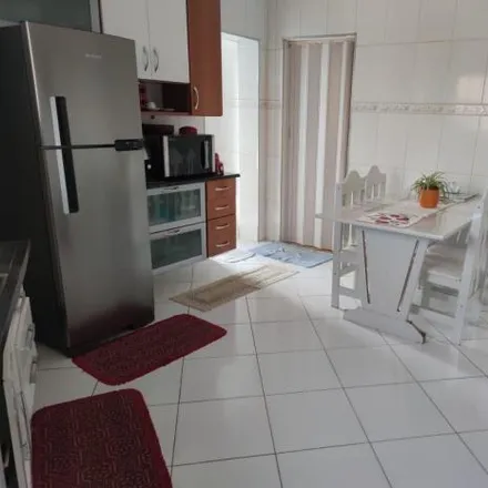 Buy this 3 bed house on Rua Remo Brancalion in Jardim Anchieta, Mauá - SP