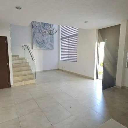 Rent this 3 bed house on unnamed road in Soberna, 37299 León