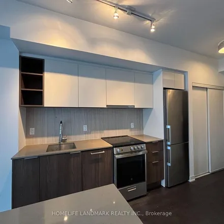Image 1 - Gramercy Park Condos, Wilson Avenue, Toronto, ON M3H 2Z1, Canada - Apartment for rent