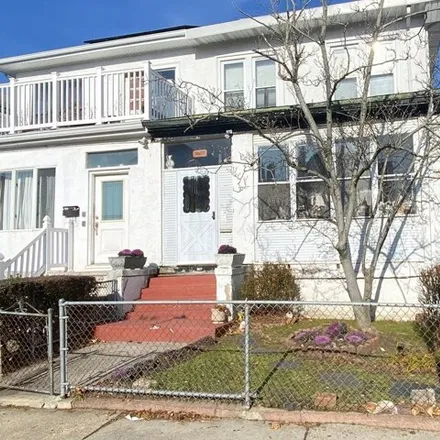 Buy this 5 bed house on 3827 Laurel Avenue in New York, NY 11224